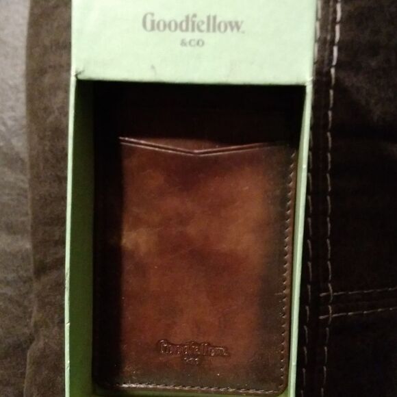 ⬇️⬇️⬇️Goodfellow & Co iPhone 7 Phone Sleeve - Picture 2 of 4
